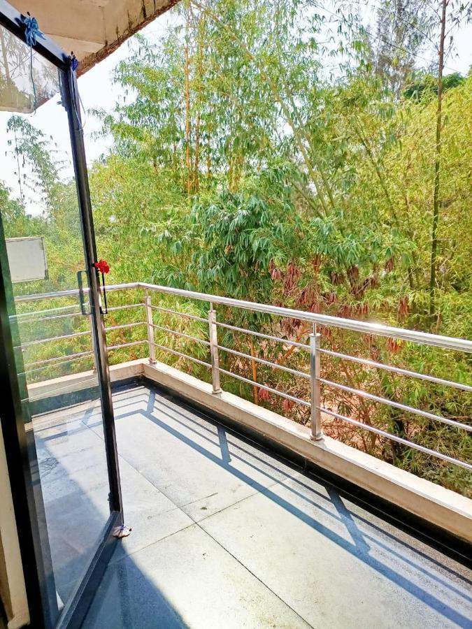 Hotel Green Park Suites มานิปาลา ภายนอก รูปภาพ